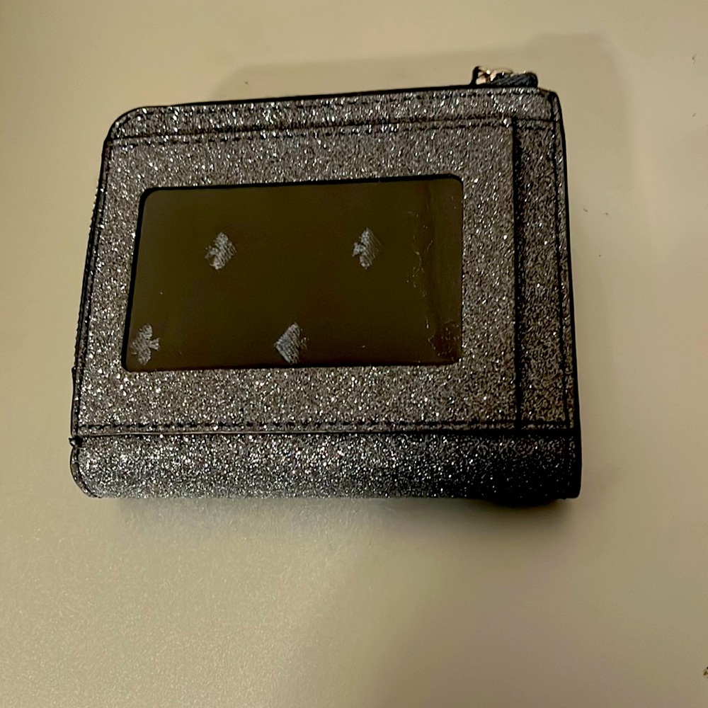 Ladies walker w/zip change, 6 inserts, & billfold